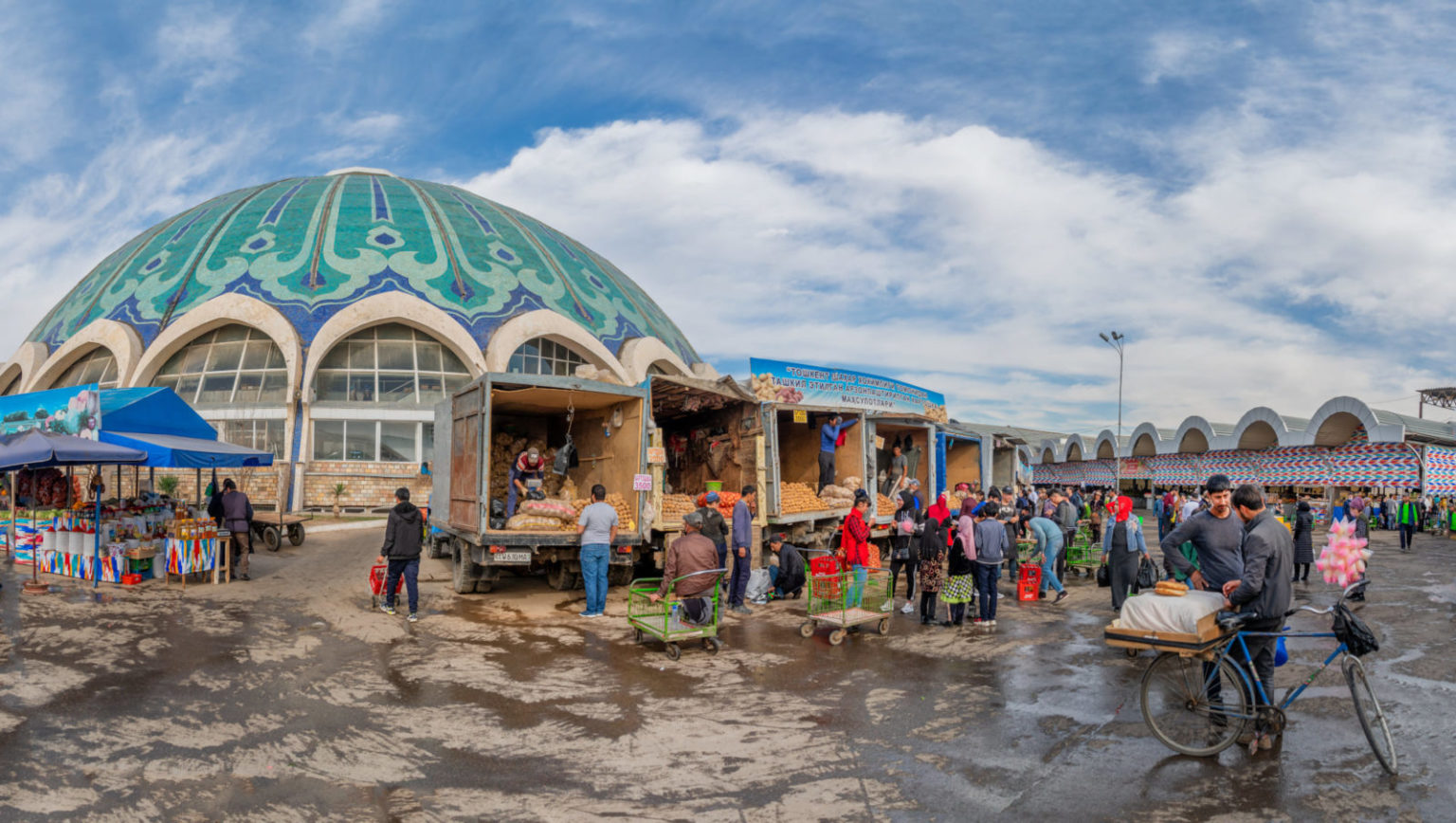 Фото базар чорсу